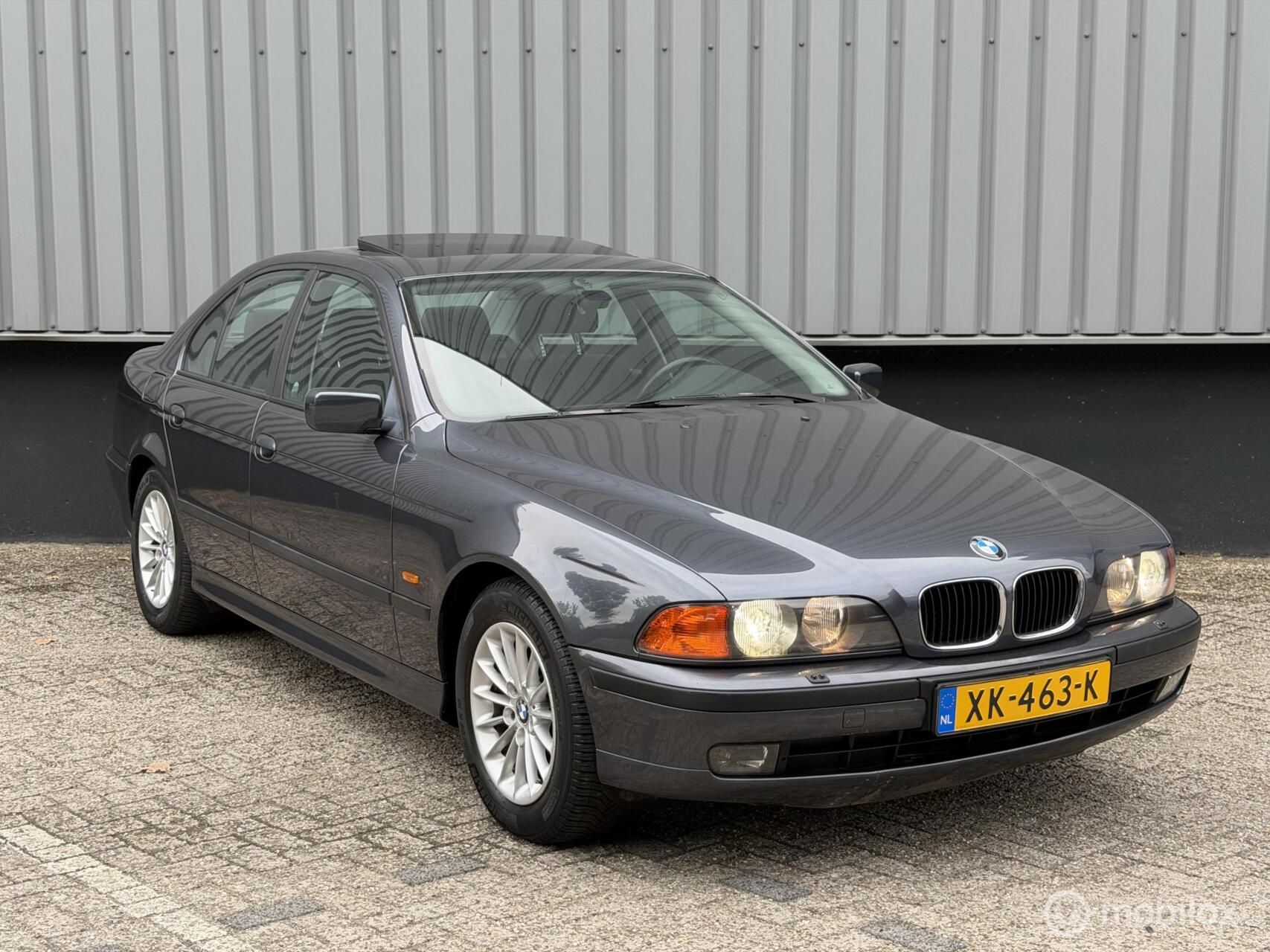 BMW 5er Reihe 520i 1998 - voorkant