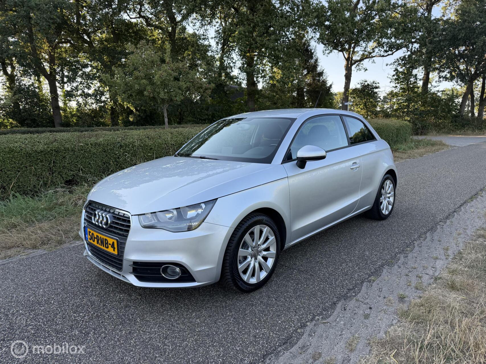 Audi Audi A1 1.2 TFSI 2011 Attraction Pro Line Business Nap 2011 - voorkant