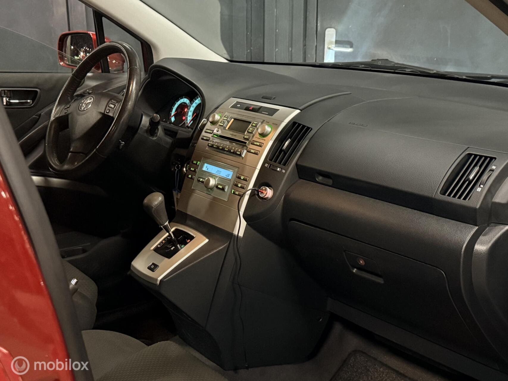 Foto van Toyota Toyota Corolla Verso