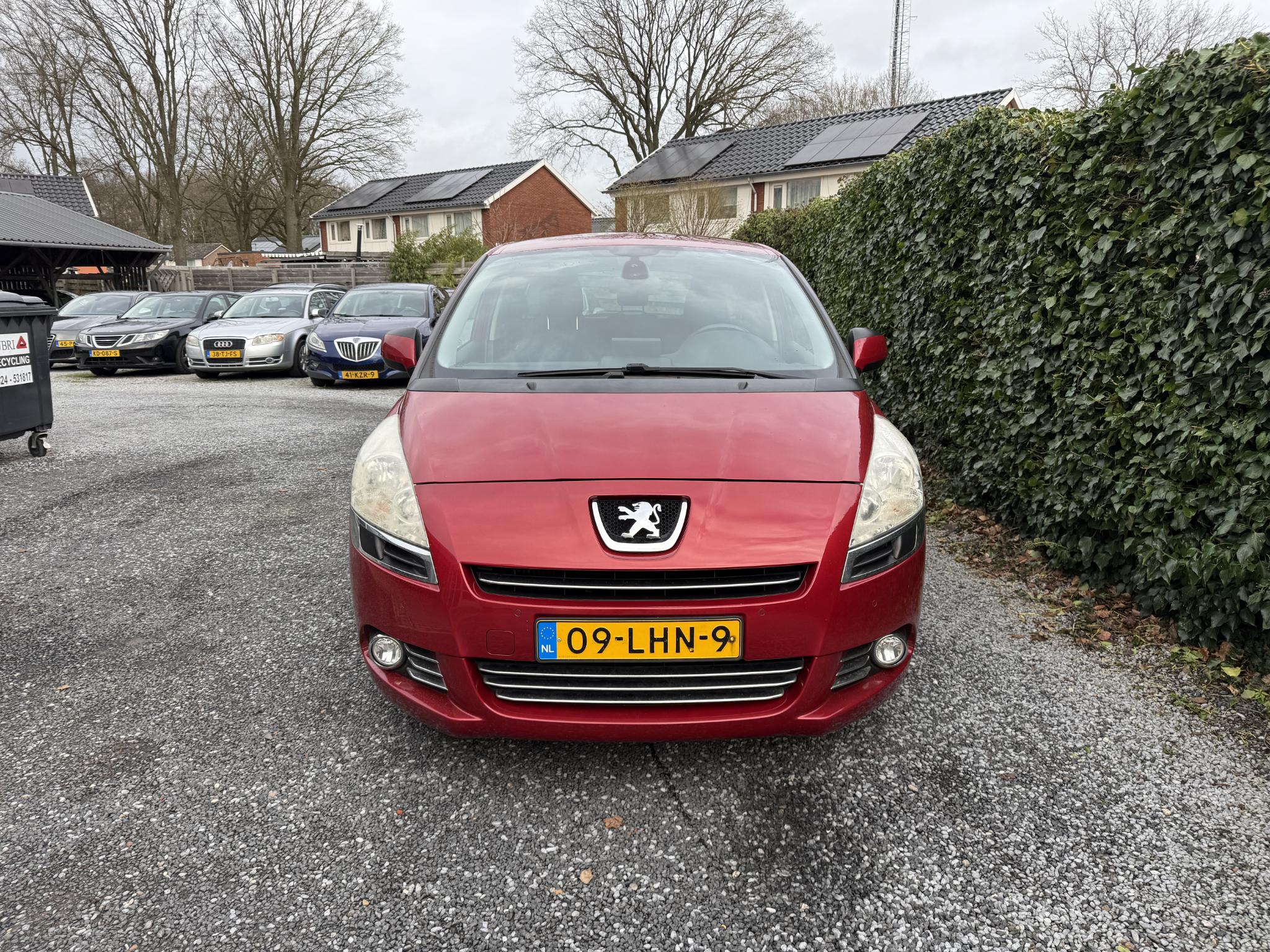 Foto van Peugeot 5008