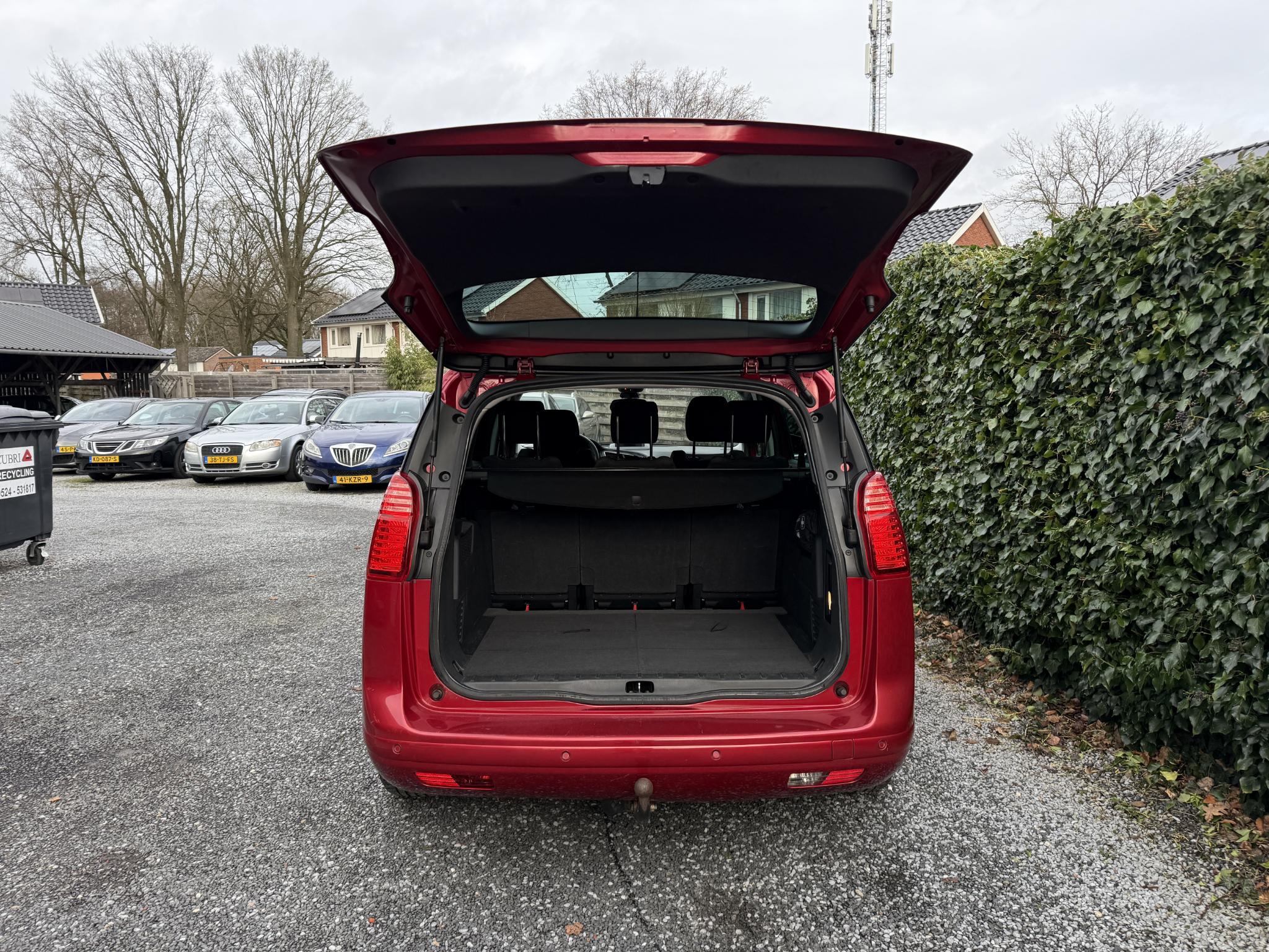 Foto van Peugeot 5008