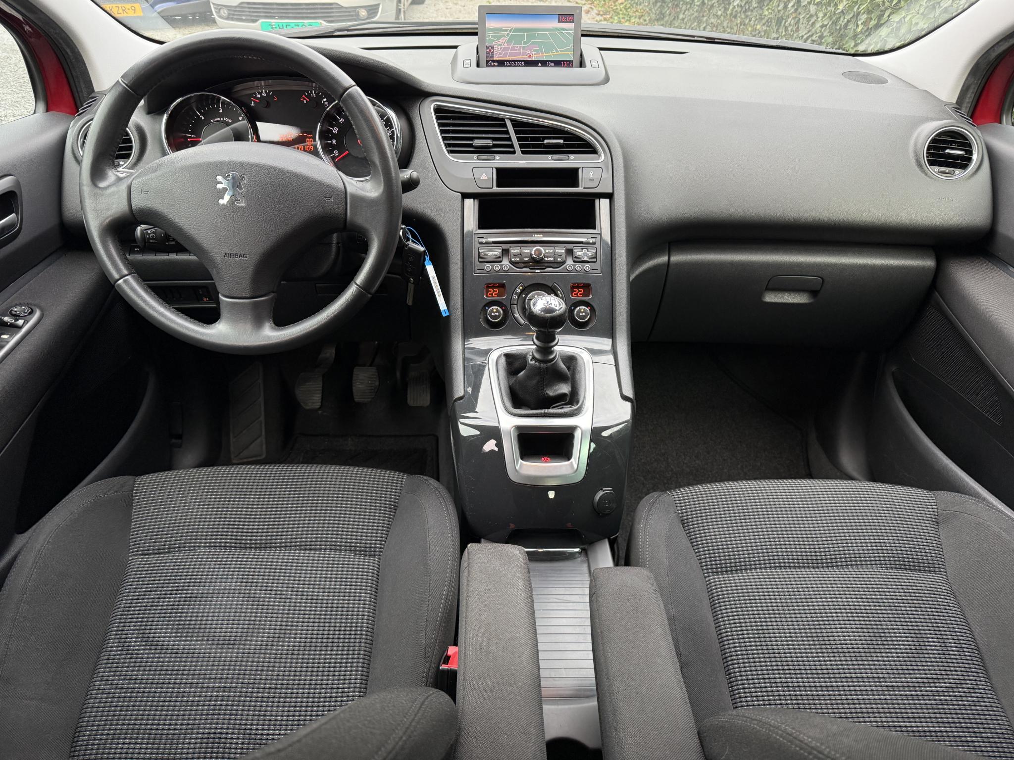 Foto van Peugeot 5008