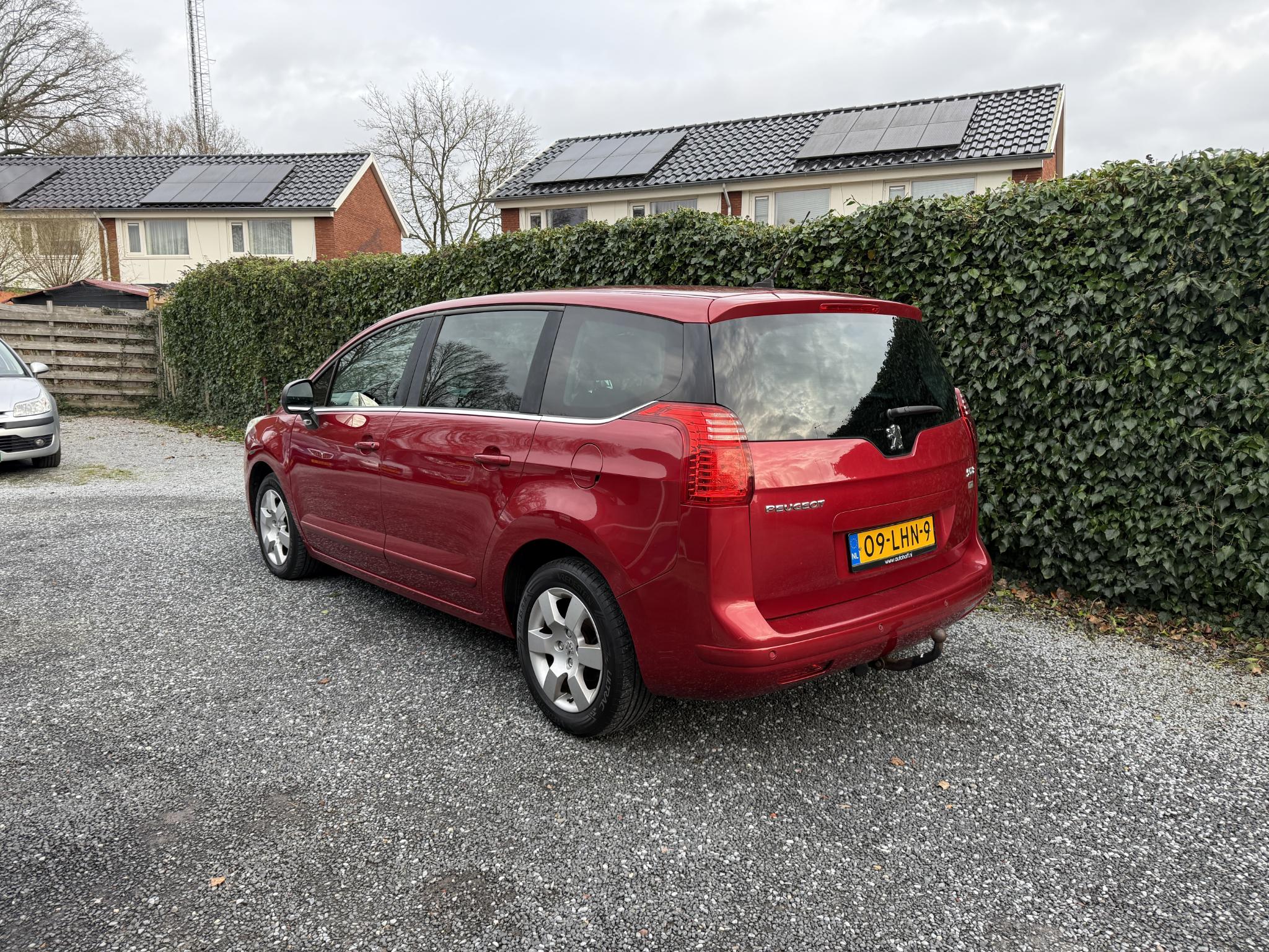 Foto van Peugeot 5008
