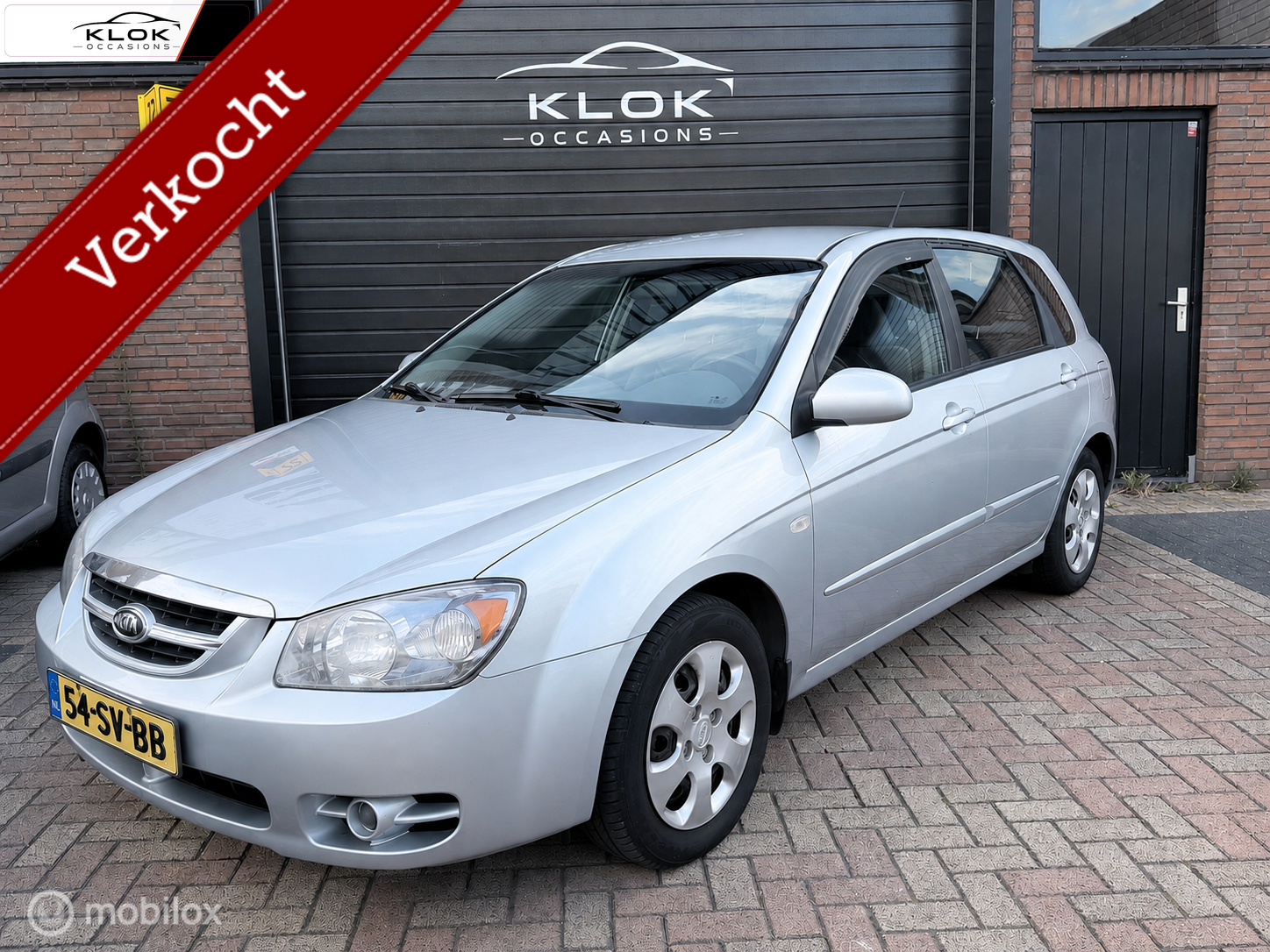 Kia Cerato 1.6-16V LX NAP Airco Stuurbekrachtiging 2006 - voorkant