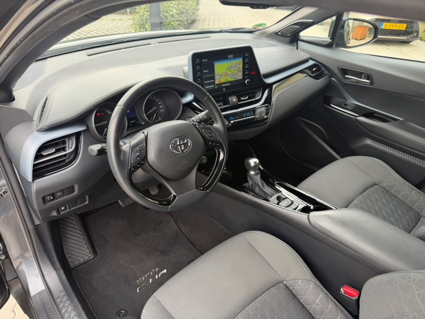 Foto van Toyota Toyota C-hr
