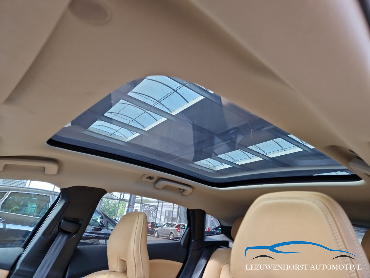 Foto van Volvo V40 Cross Country