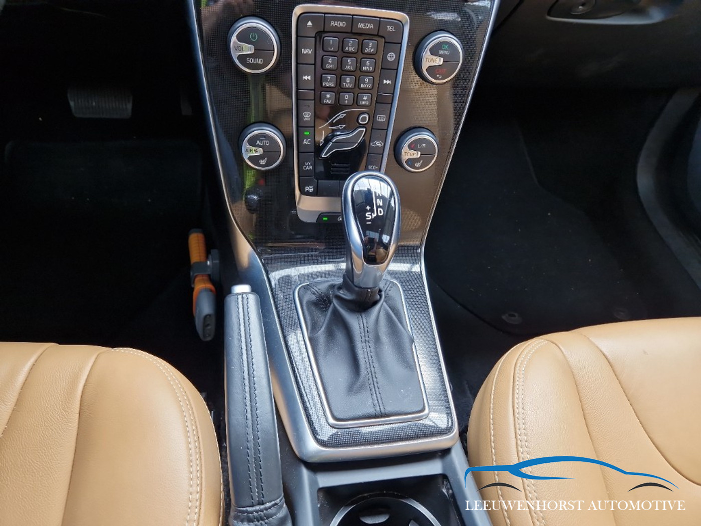 Foto van Volvo V40 Cross Country