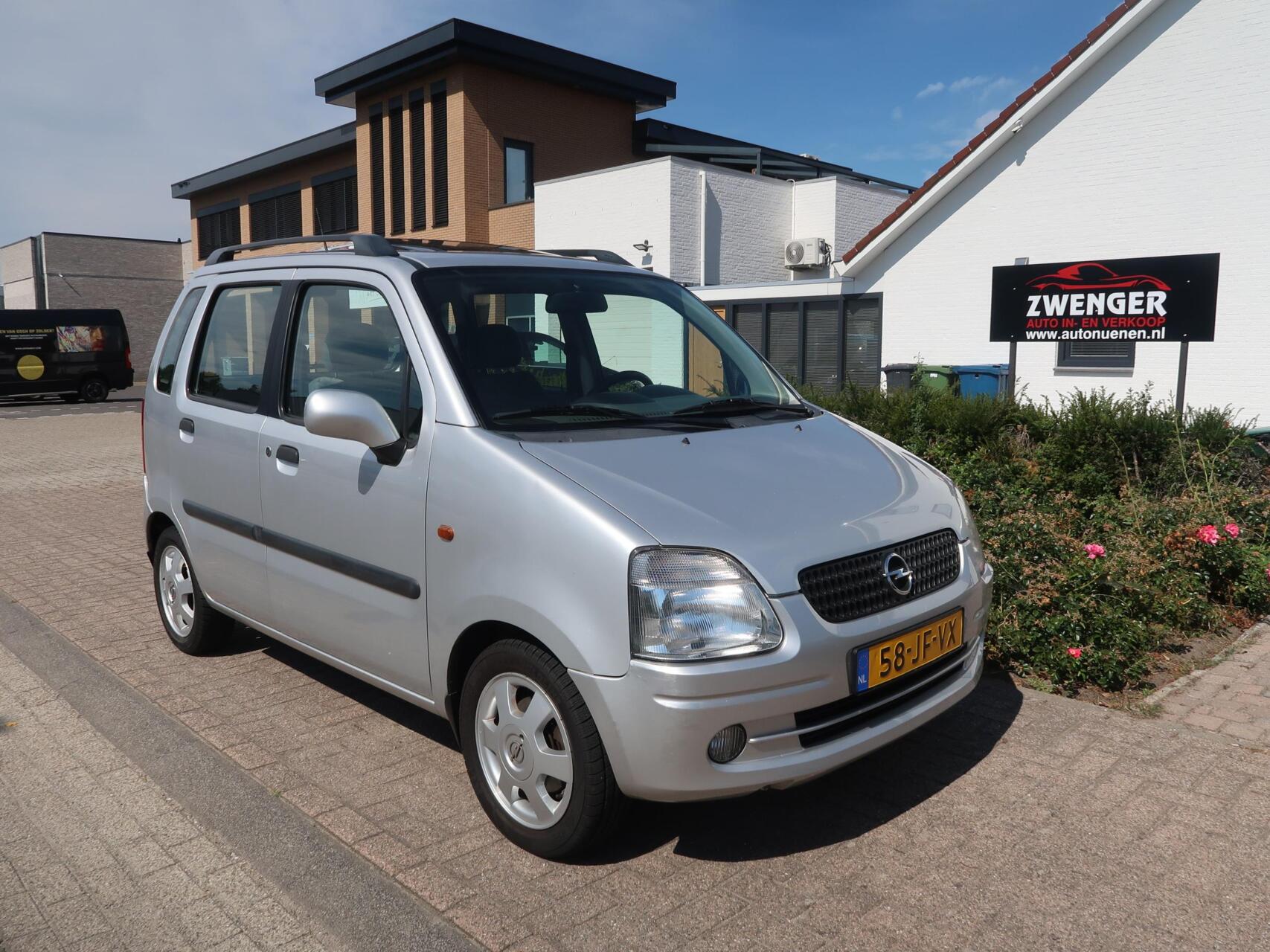 Foto van Opel Agila