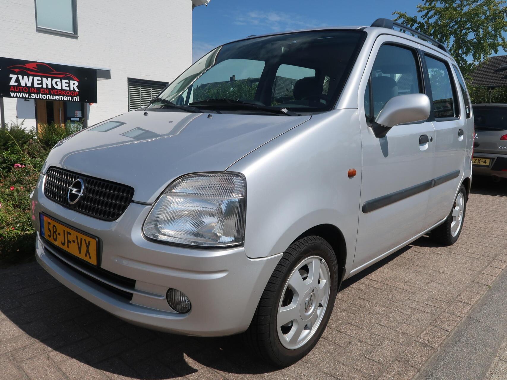 Foto van Opel Agila