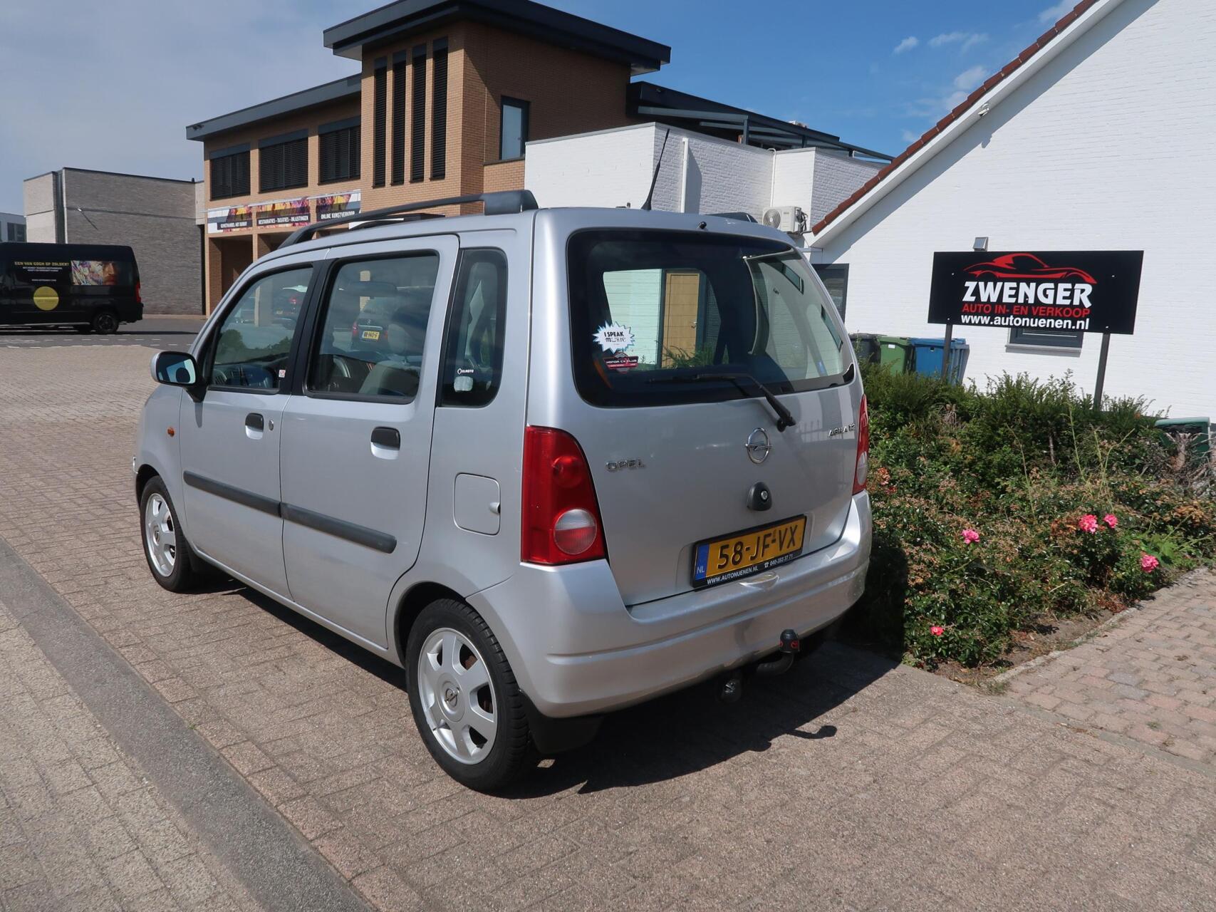 Foto van Opel Agila