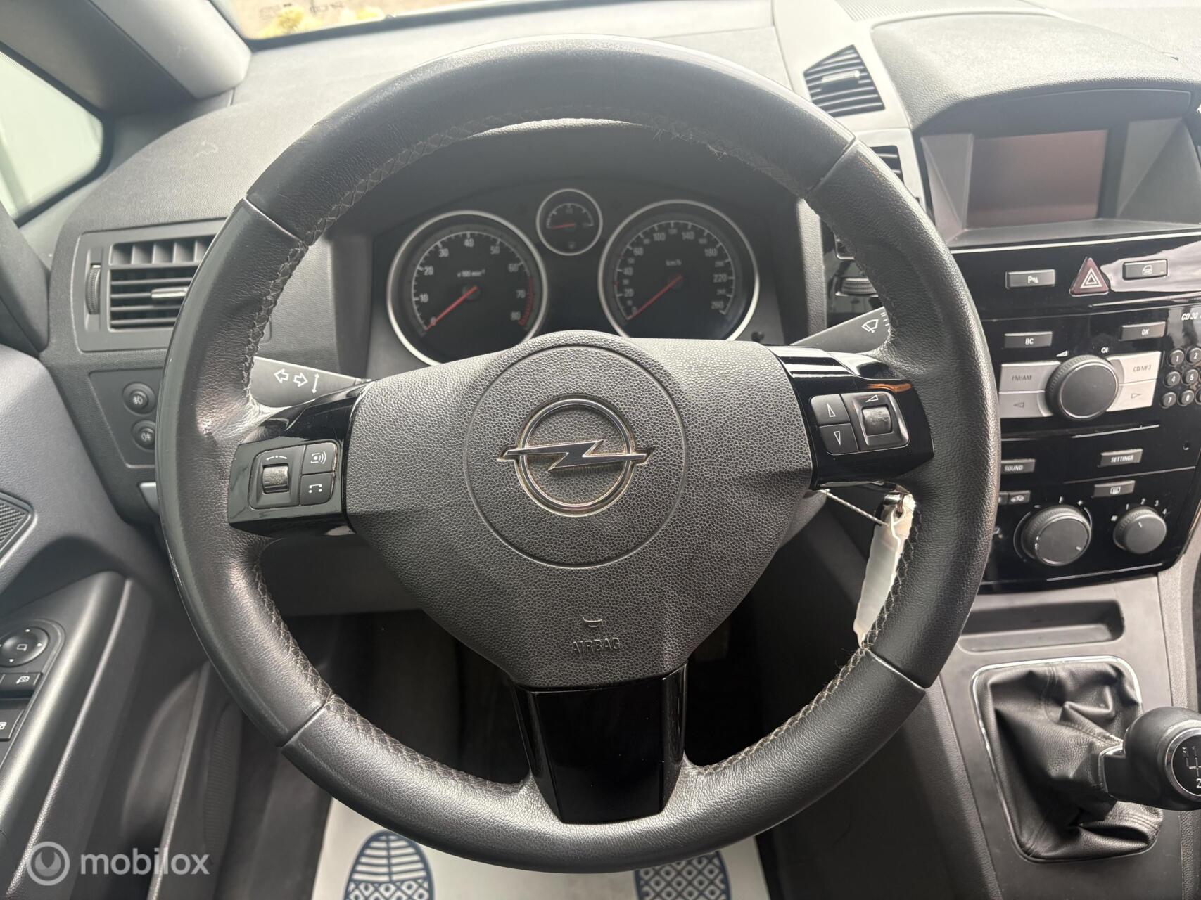Foto van Opel Zafira