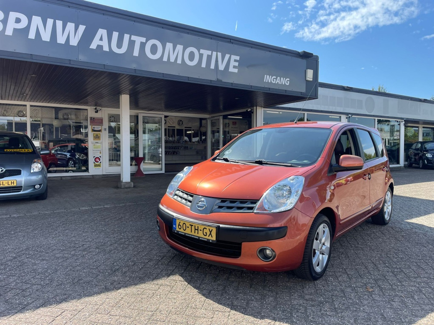 Nissan Nissan Note 1.6 Tekna 2006 - voorkant