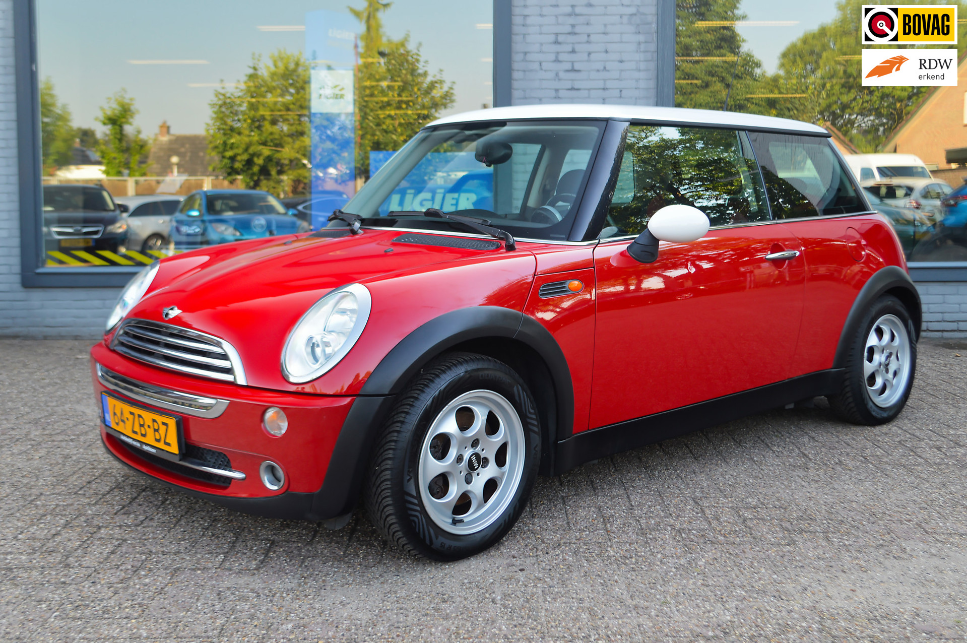 Mini Mini Cooper 1.6 Cooper | Airco | Technisch in goede staat 2004 - voorkant