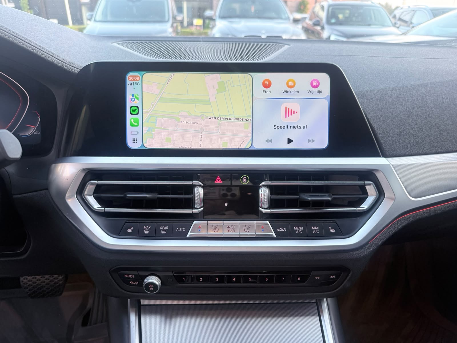 Foto van BMW 330i