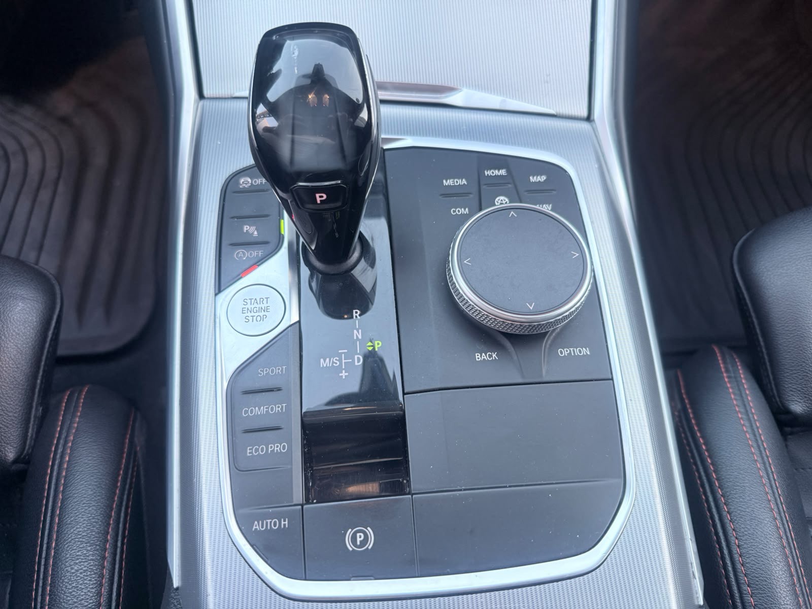 Foto van BMW 330i