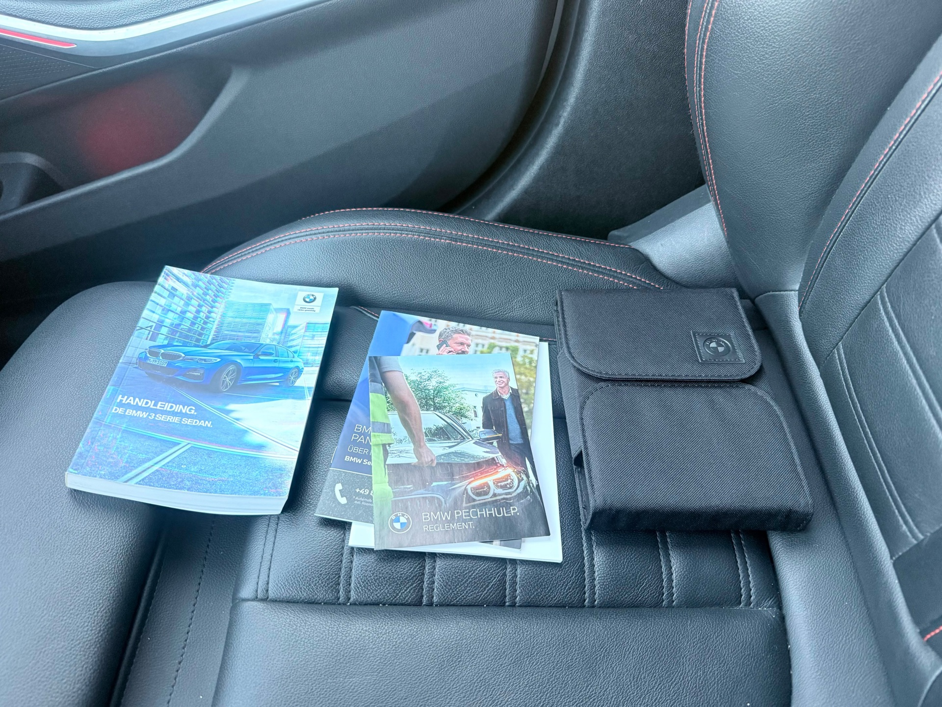 Foto van BMW 330i