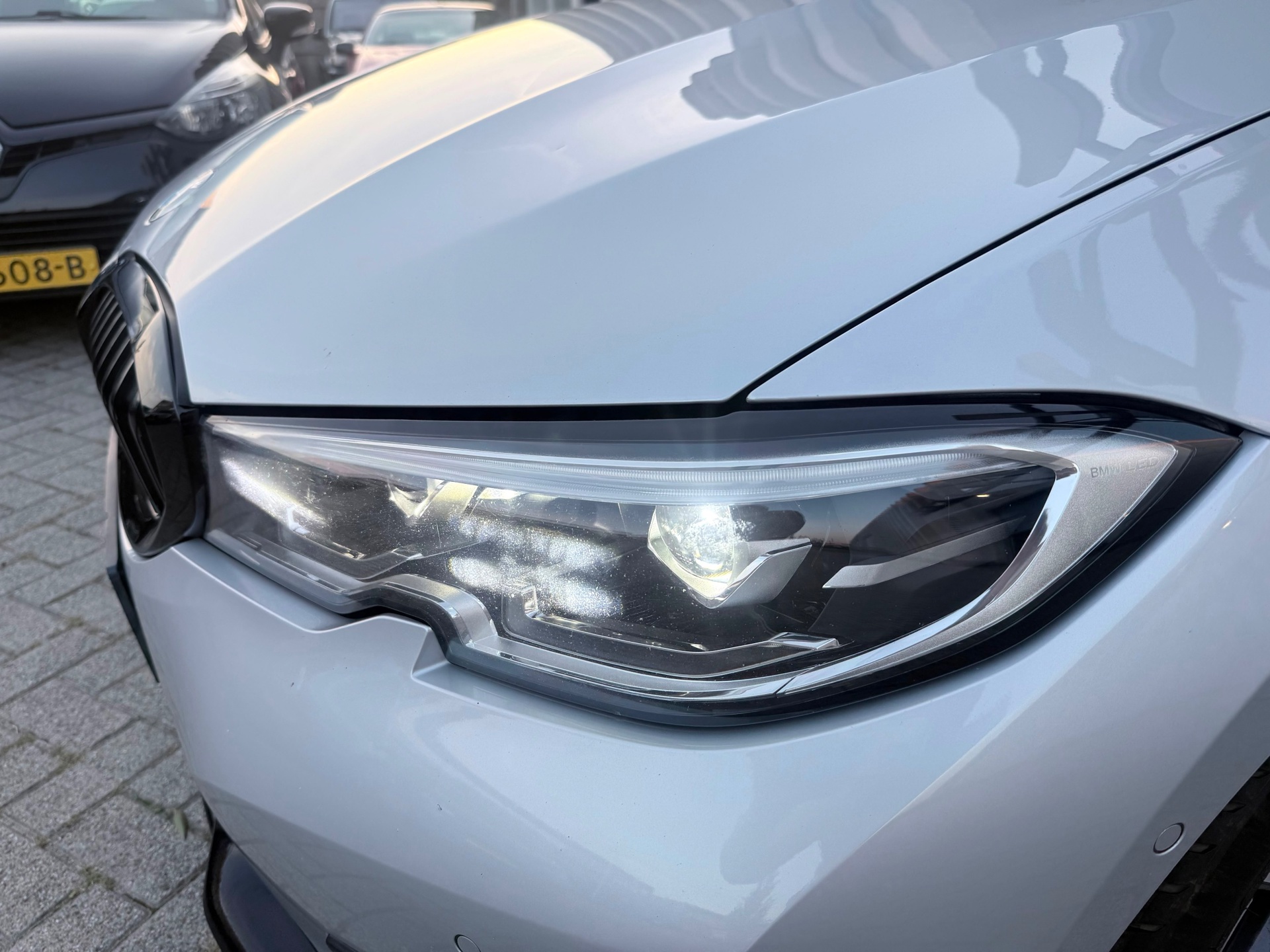 Foto van BMW 330i