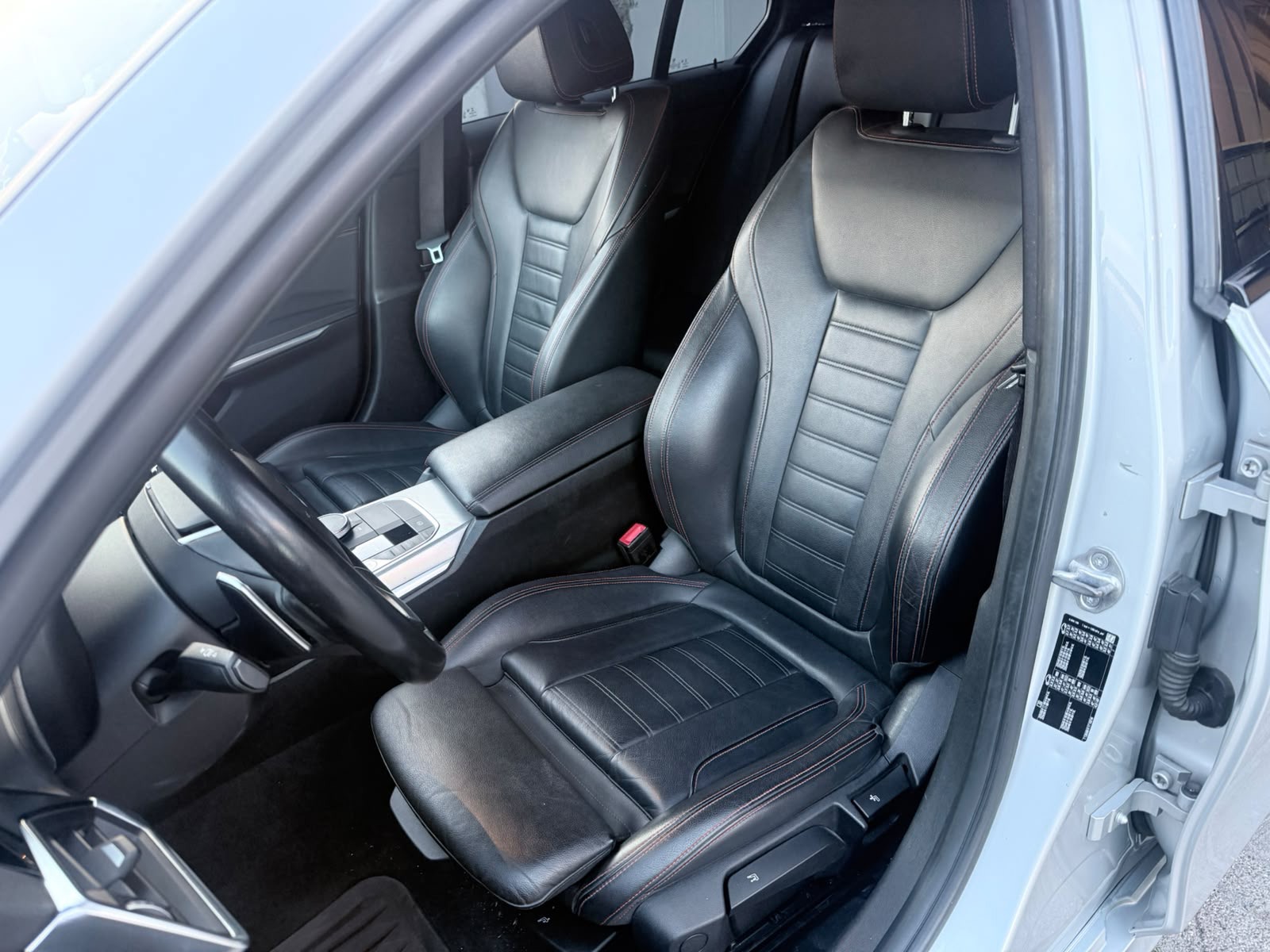 Foto van BMW 330i