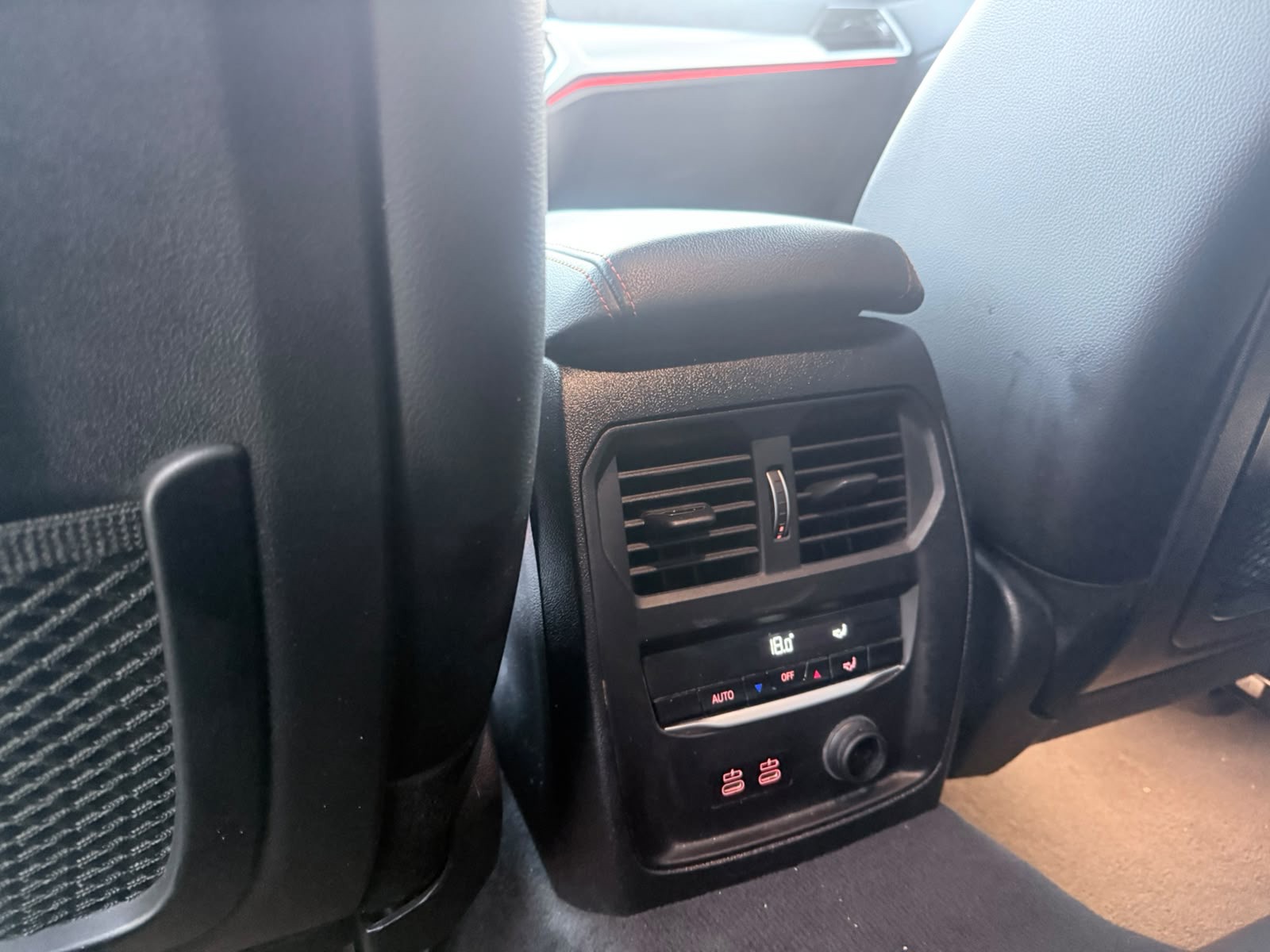 Foto van BMW 330i