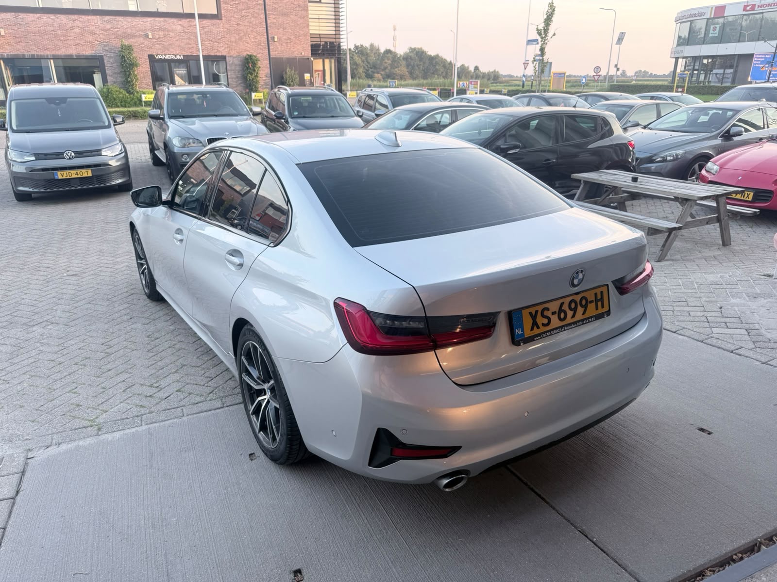 Foto van BMW 330i