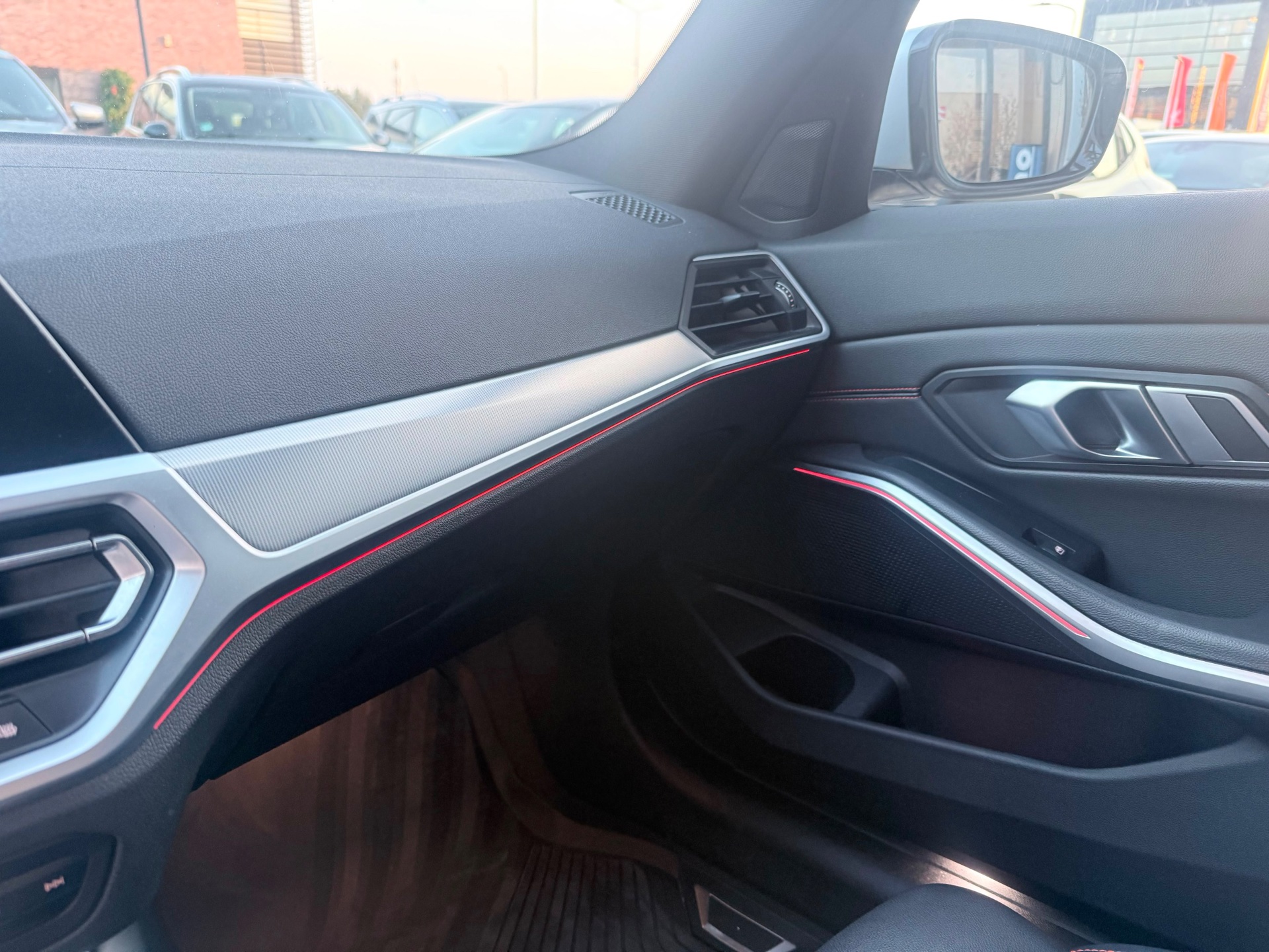 Foto van BMW 330i