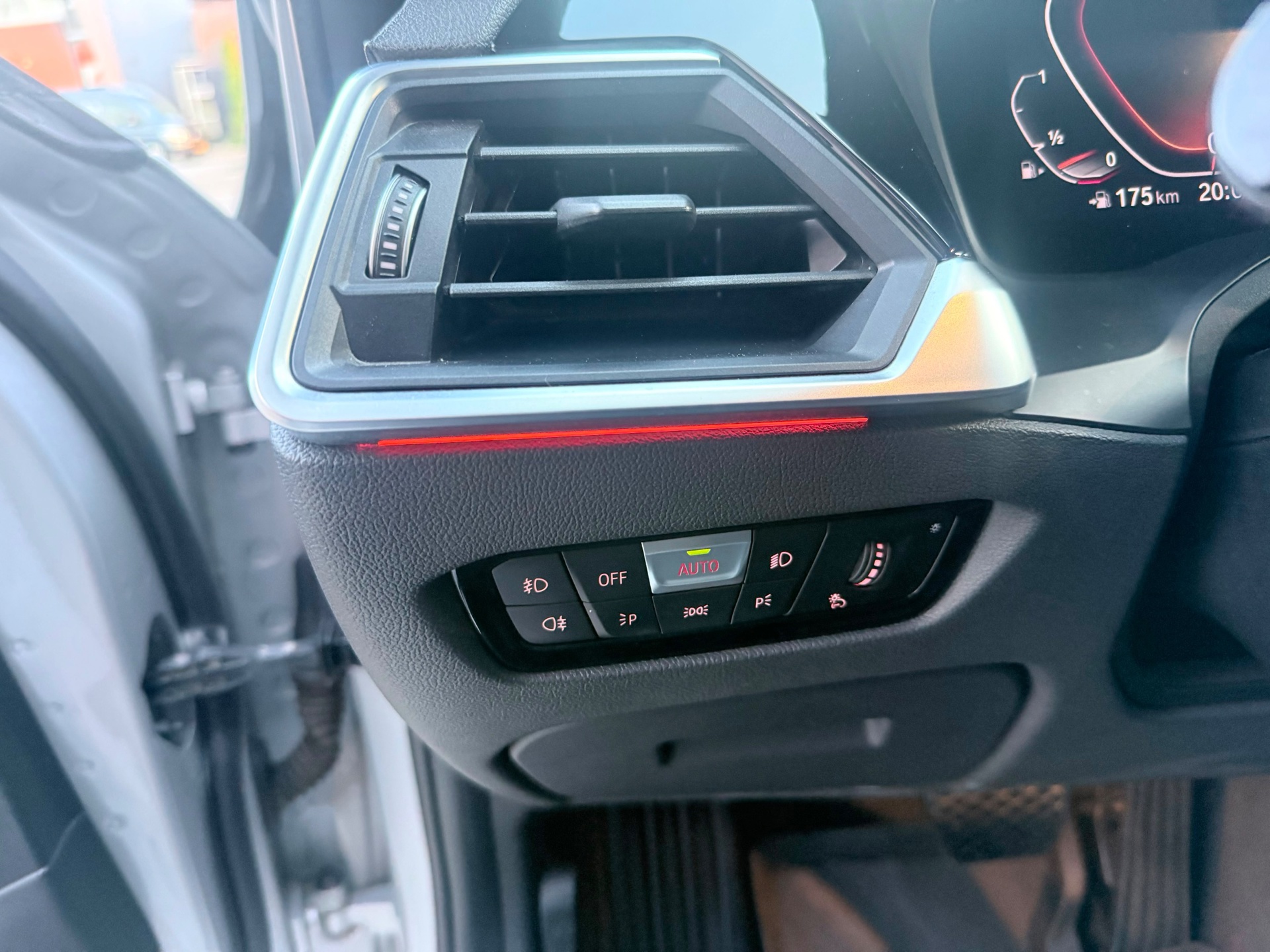 Foto van BMW 330i