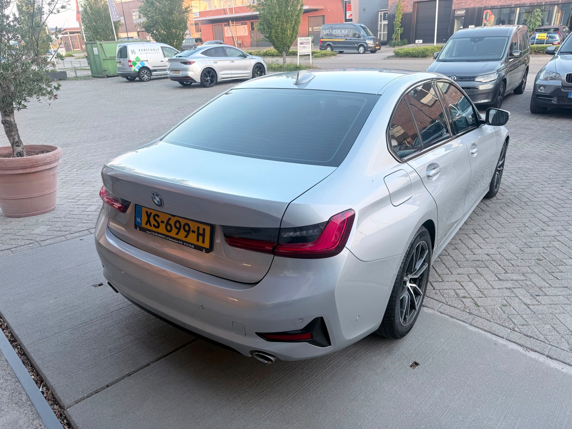 Foto van BMW 330i