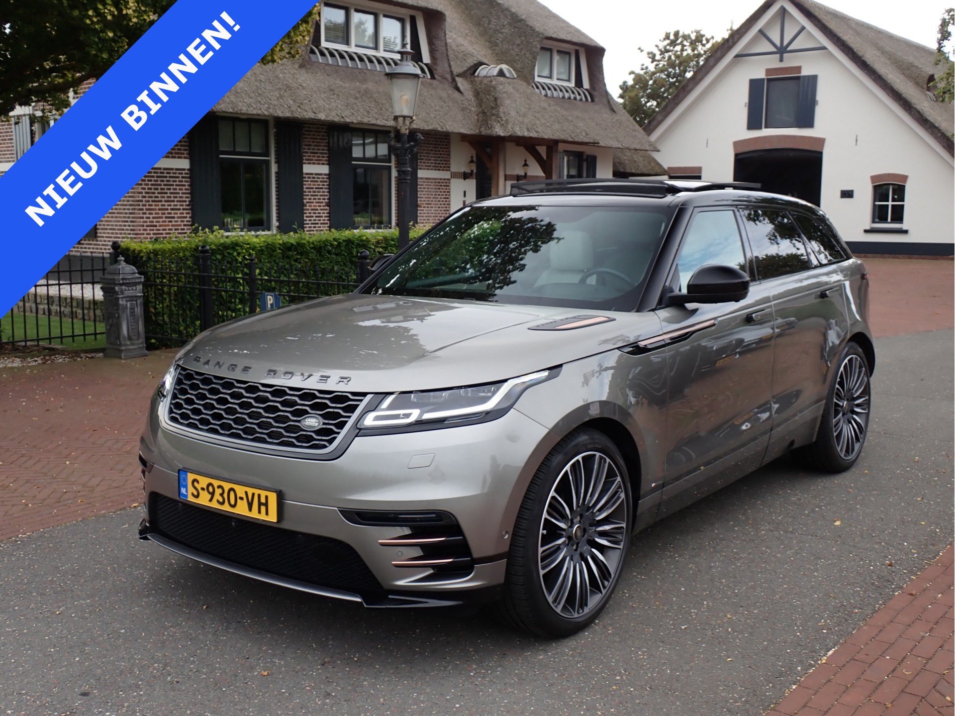 Land Rover Range Rover Velar 3.0 V6 AWD HSE First Edition 2018 - voorkant