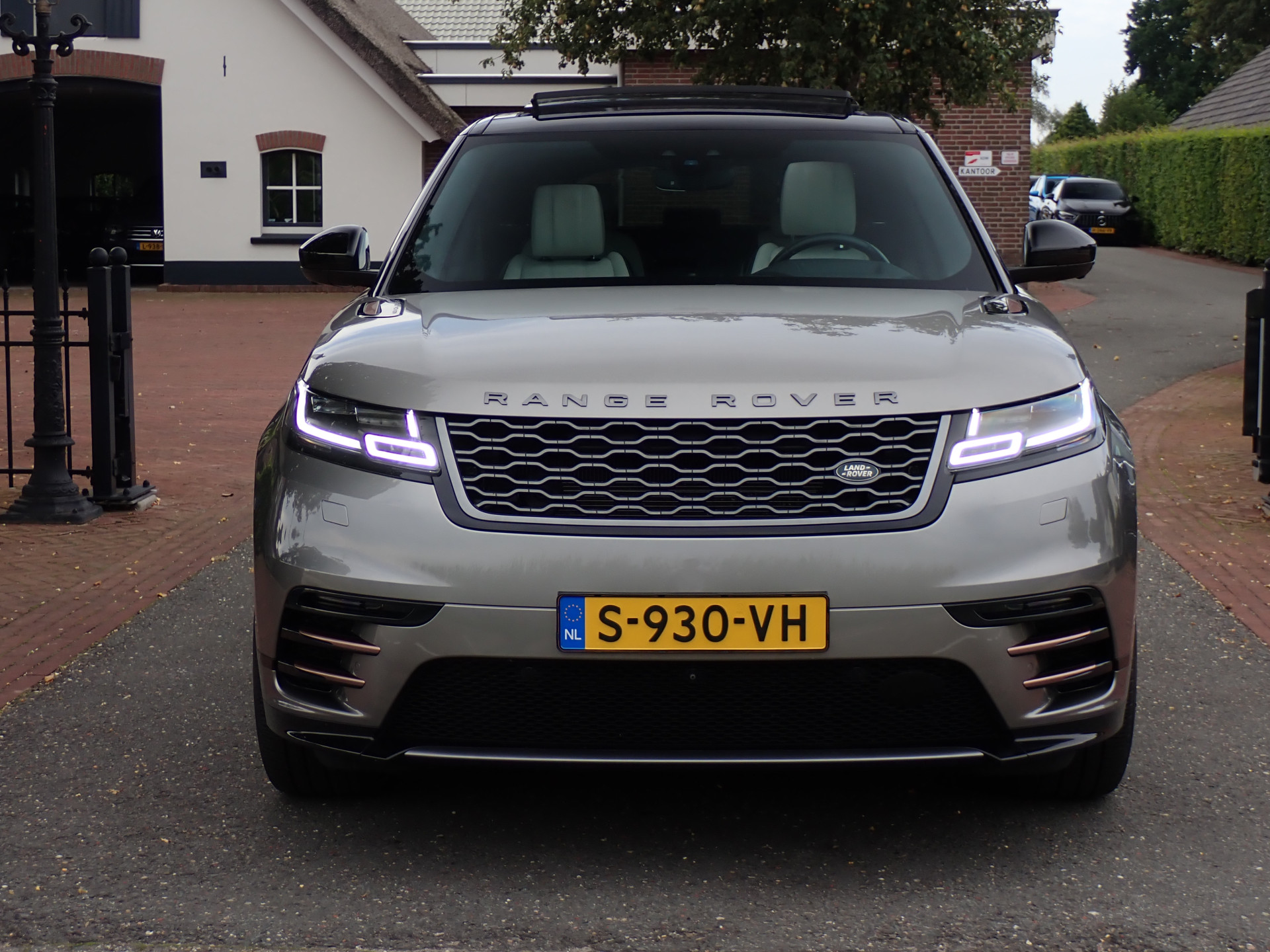 Foto van Land Rover Range Rover Velar
