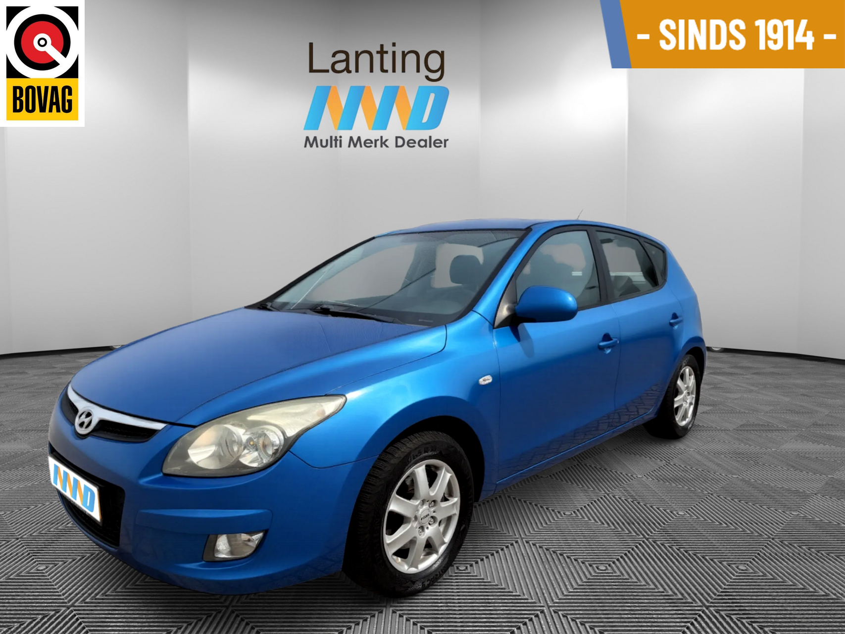 Hyundai I 30 1.4i Blue Dynamic airco - open dak 2010 - voorkant