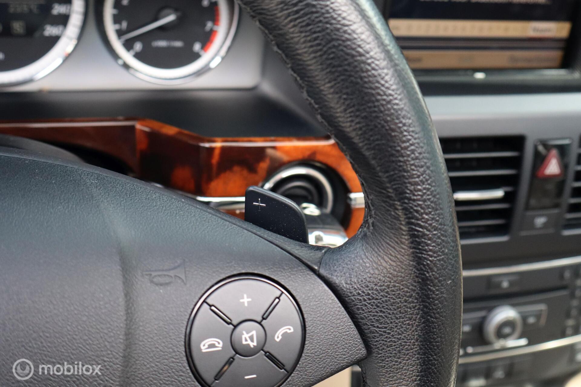 Foto van Mercedes-Benz GLK 350 4Matic