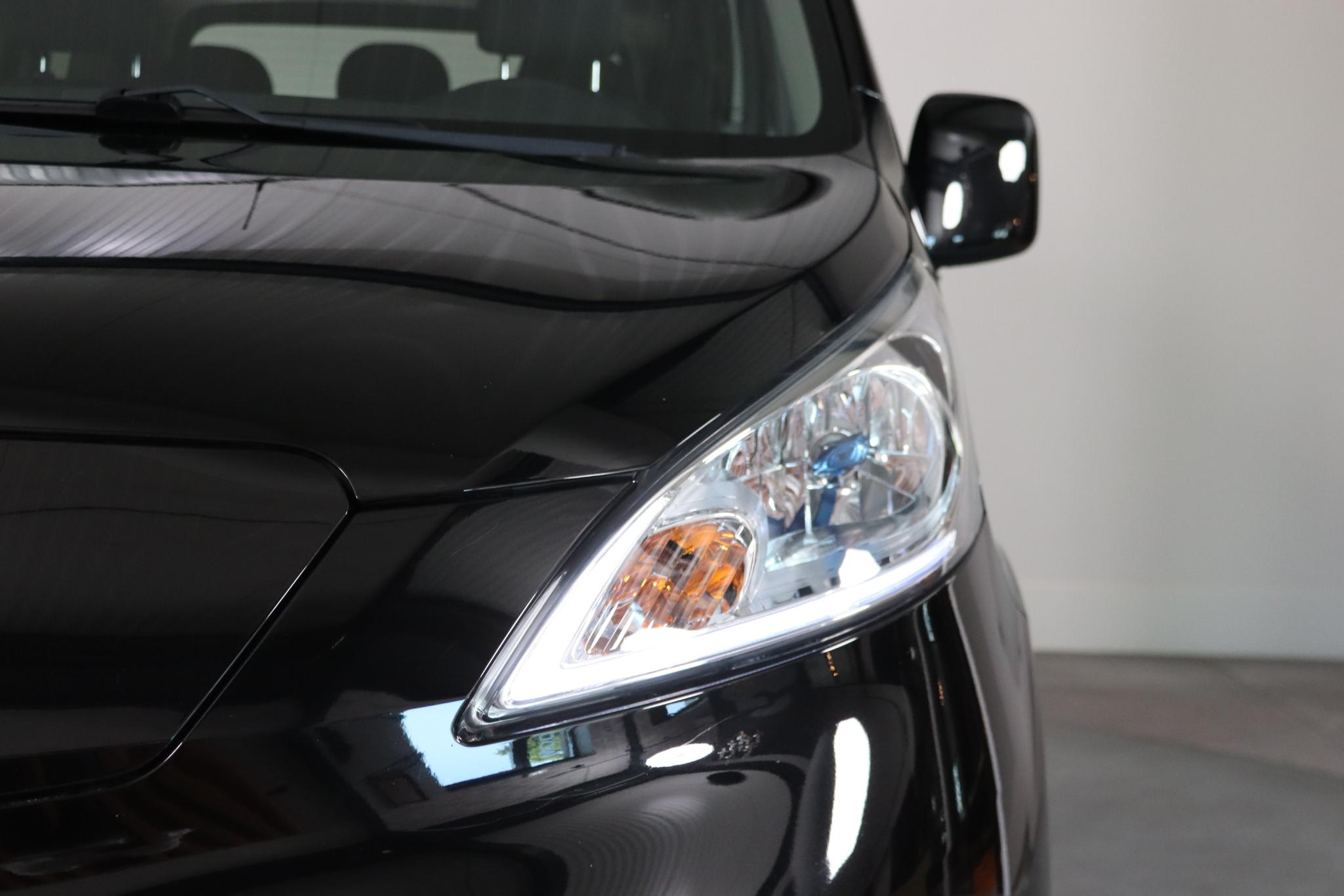 Foto van Nissan Nissan E-nv200