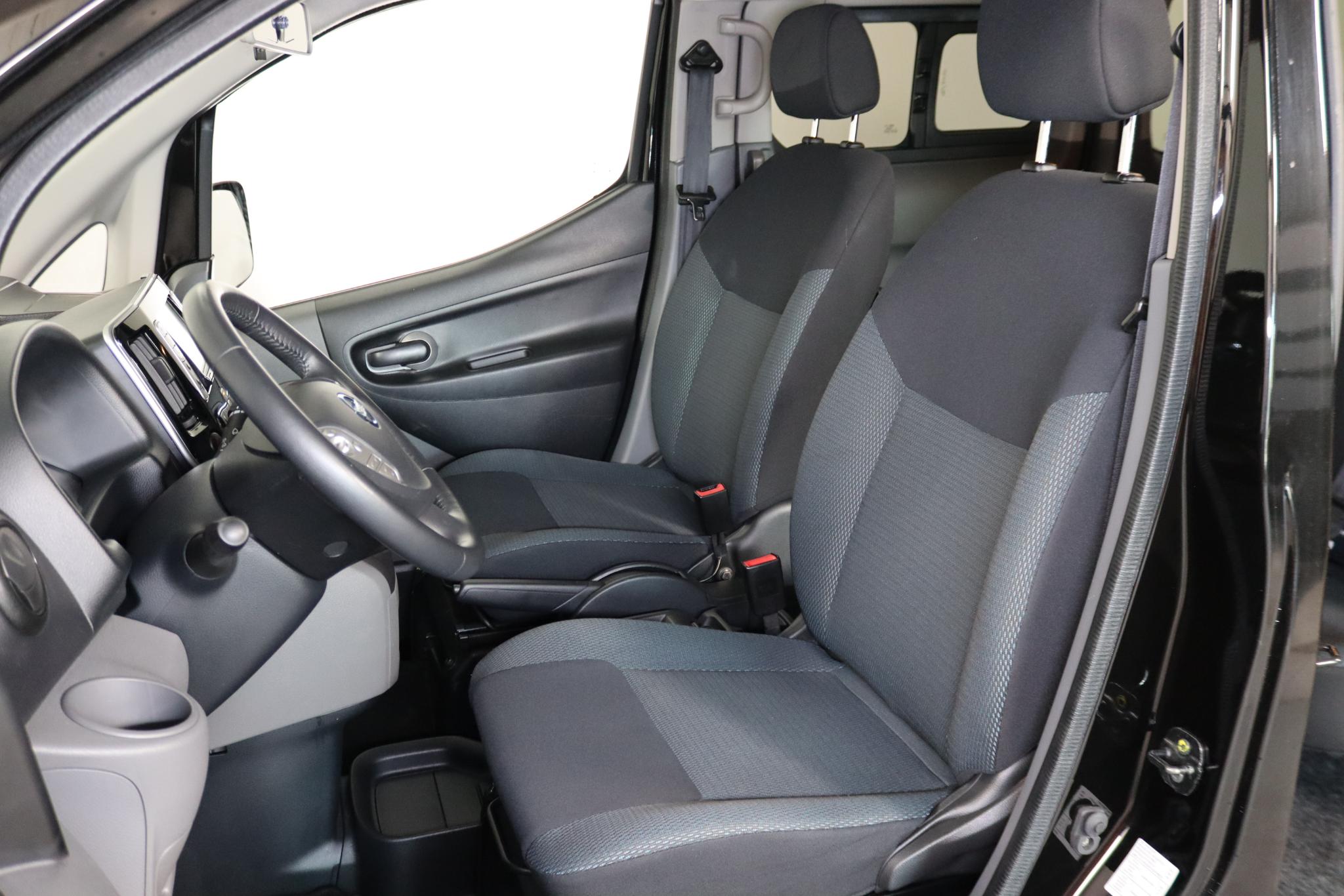 Foto van Nissan Nissan E-nv200