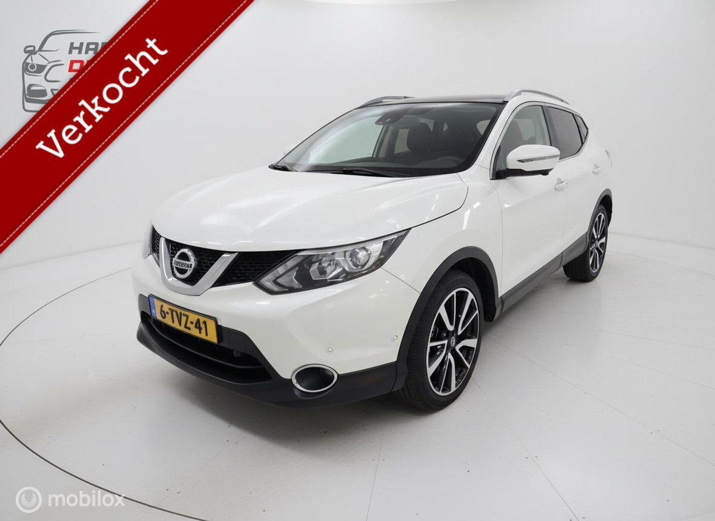 Nissan Nissan Qashqai 1.2 Premier Edition/Pano/Cruise/360' camera 2014 - voorkant