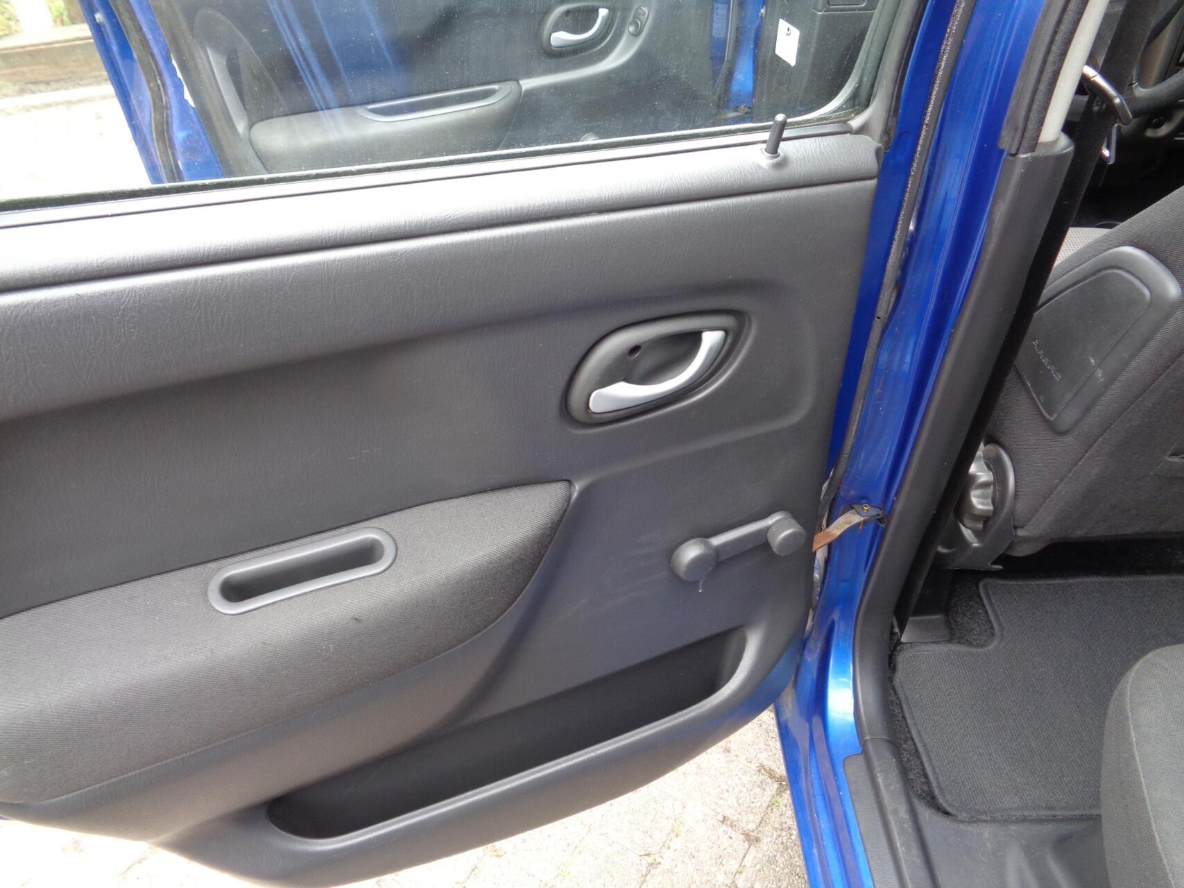 Foto van Opel Agila