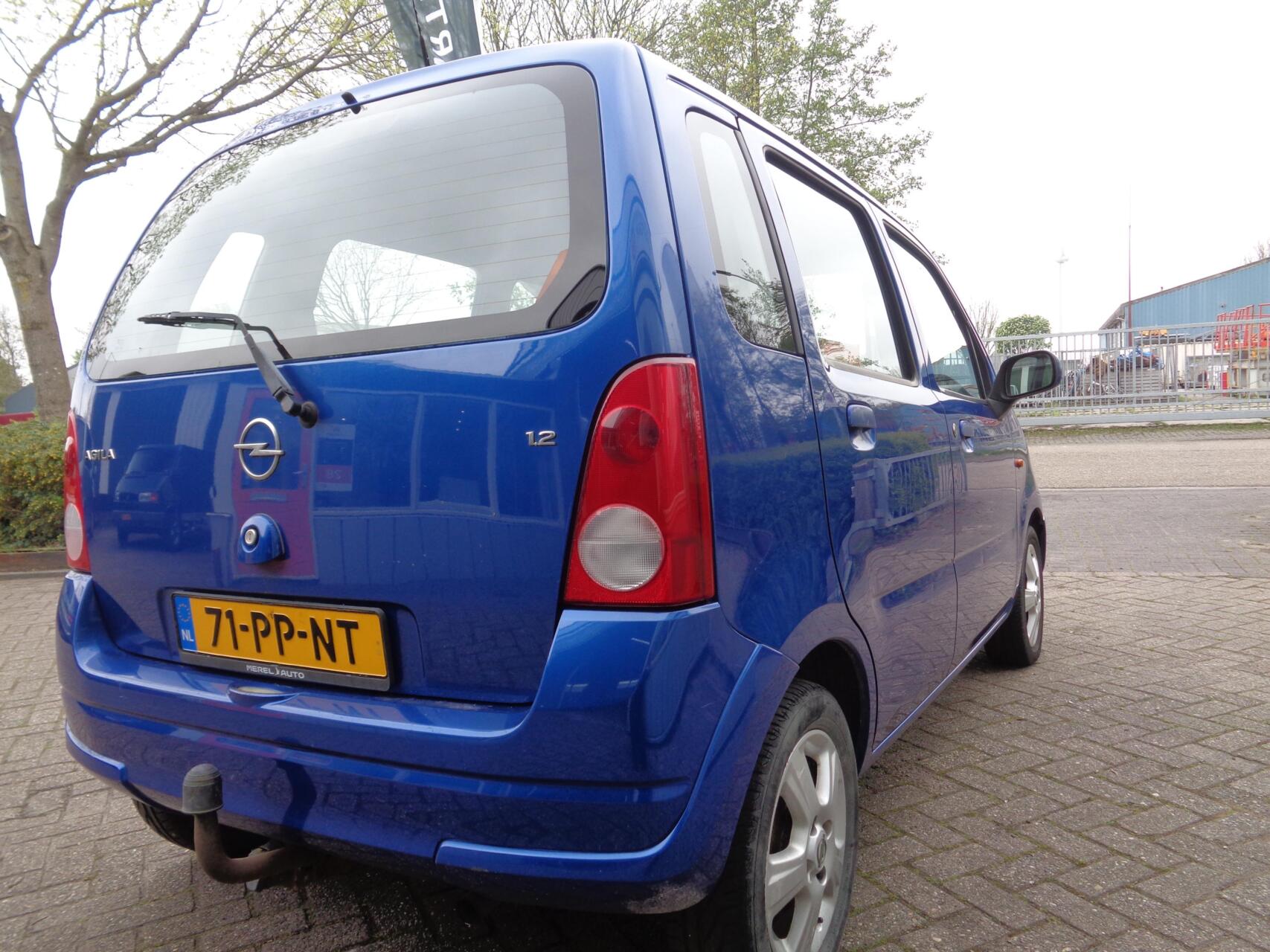 Foto van Opel Agila