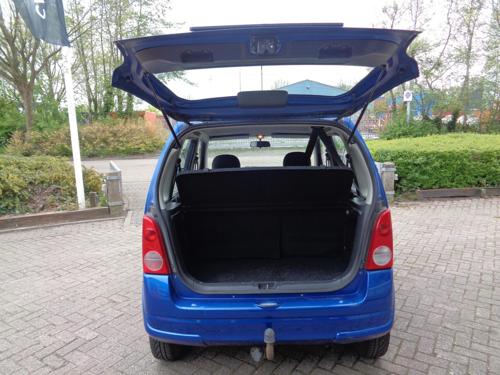 Foto van Opel Agila
