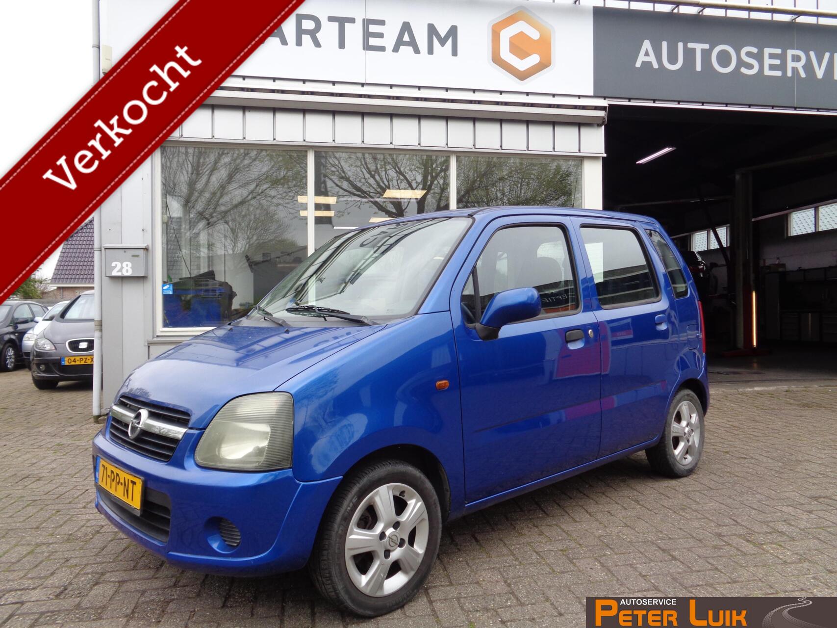 Opel Agila 1.2-16V Maxx 2004 - voorkant
