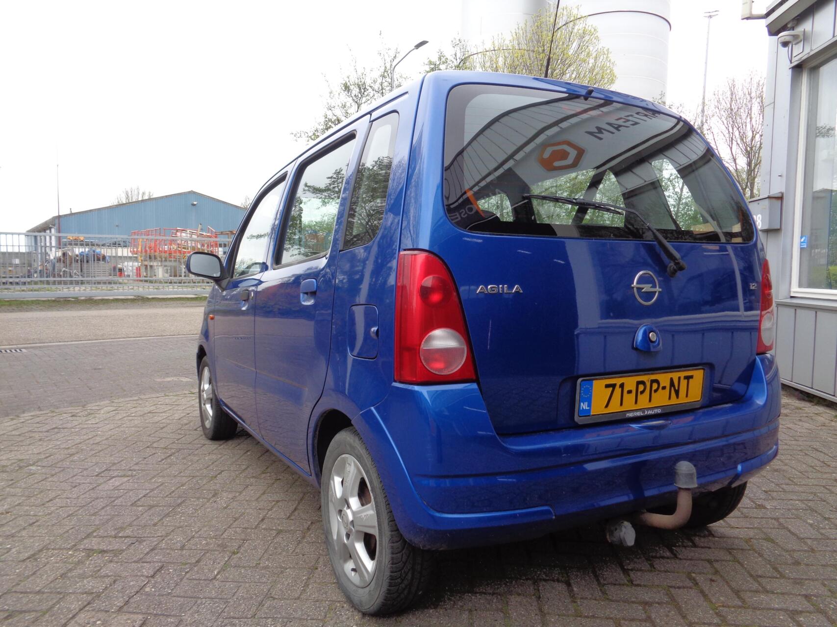 Foto van Opel Agila