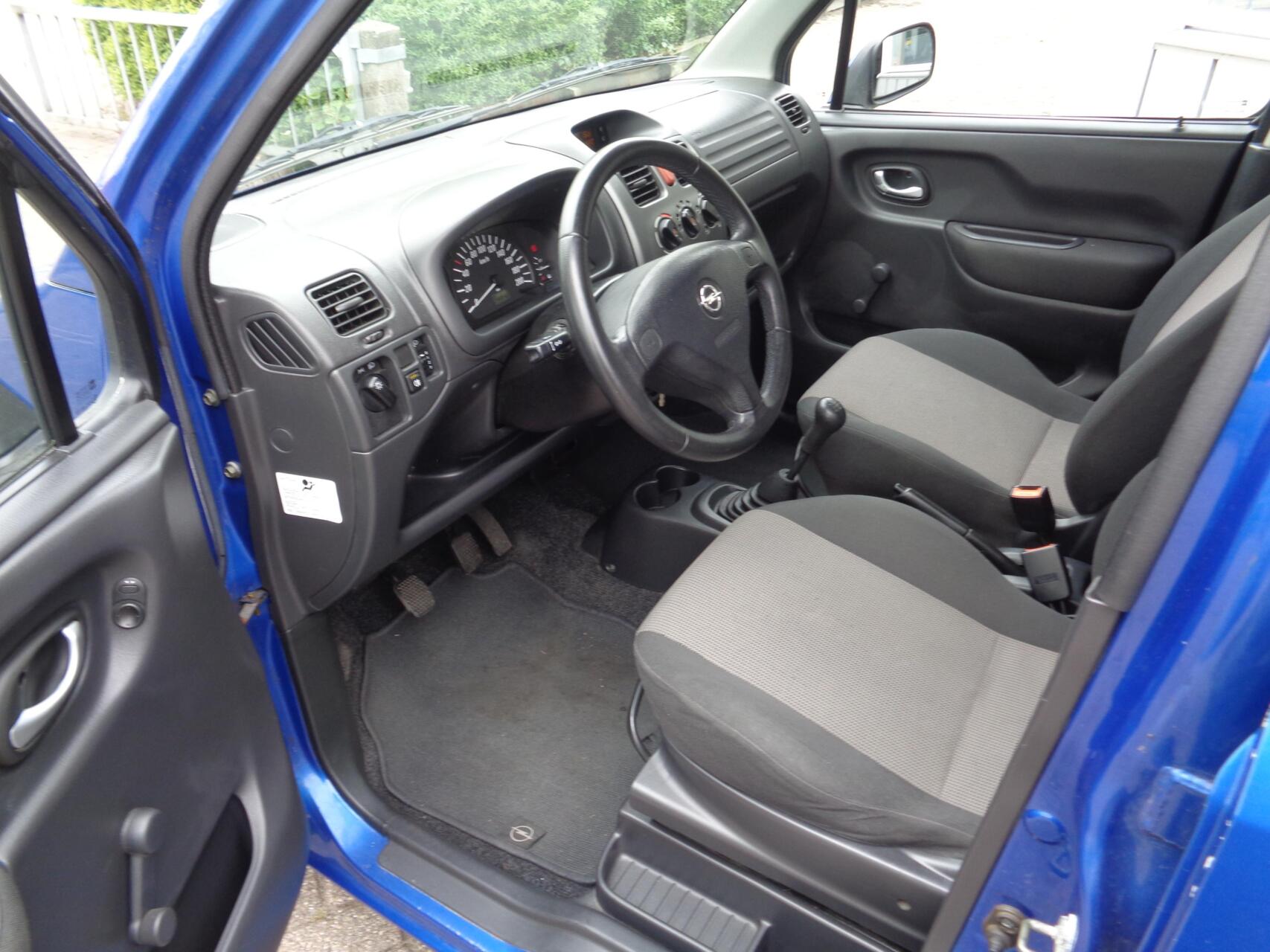 Foto van Opel Agila