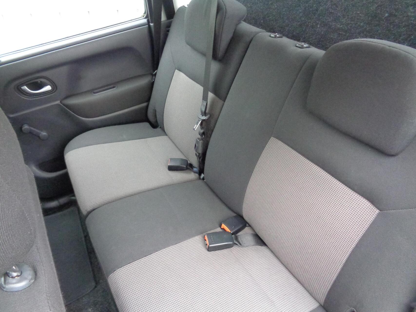 Foto van Opel Agila