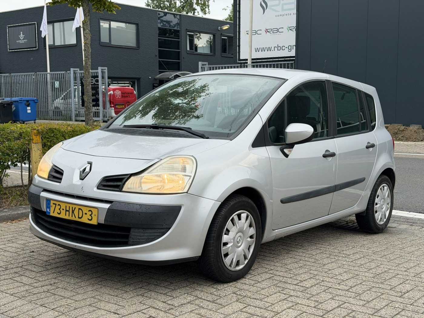 Renault Modus 1.2 TCE 101PK Airco NAP 2009 - voorkant