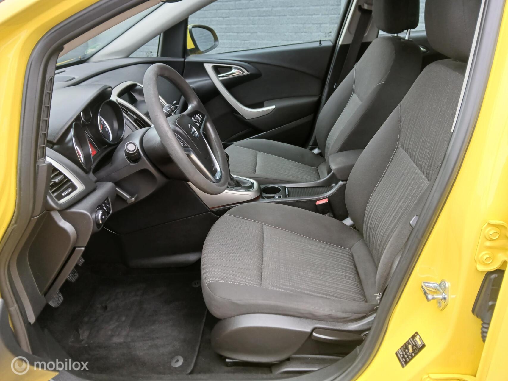 Foto van Opel Astra Sports Tourer