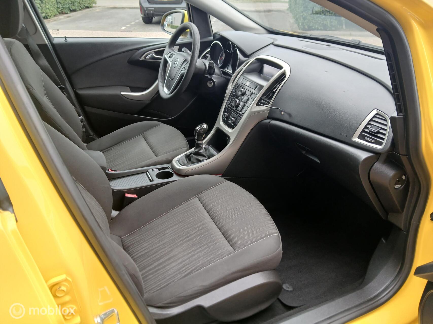 Foto van Opel Astra Sports Tourer