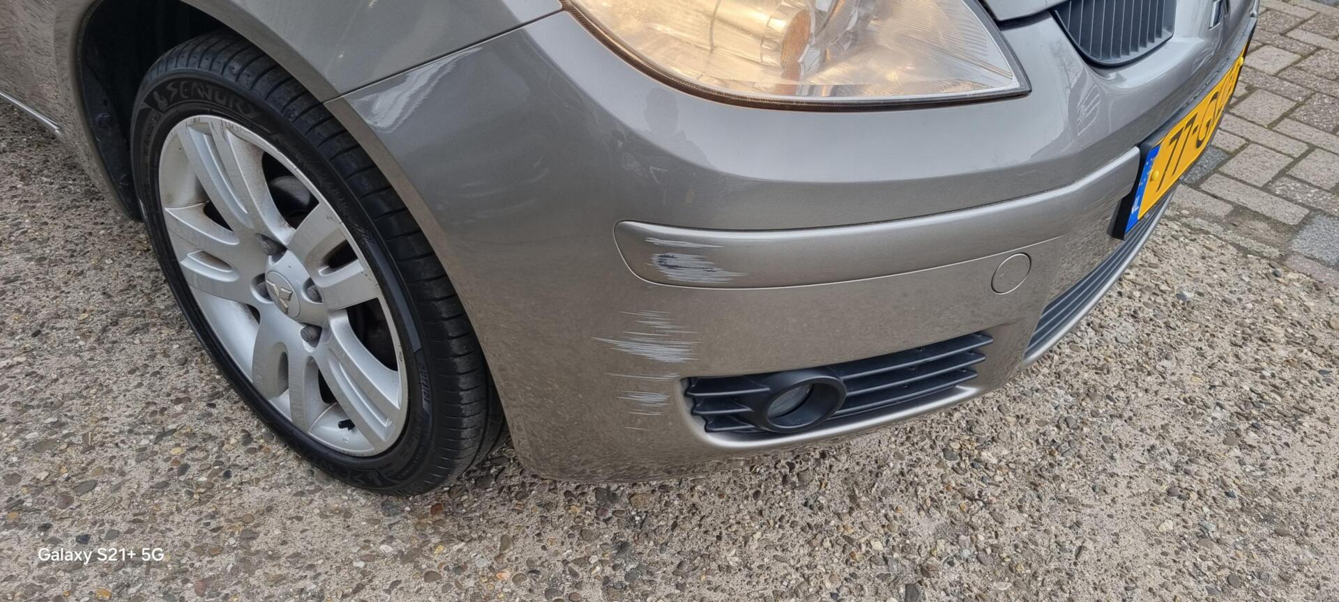 Foto van Mitsubishi Mitsubishi Colt