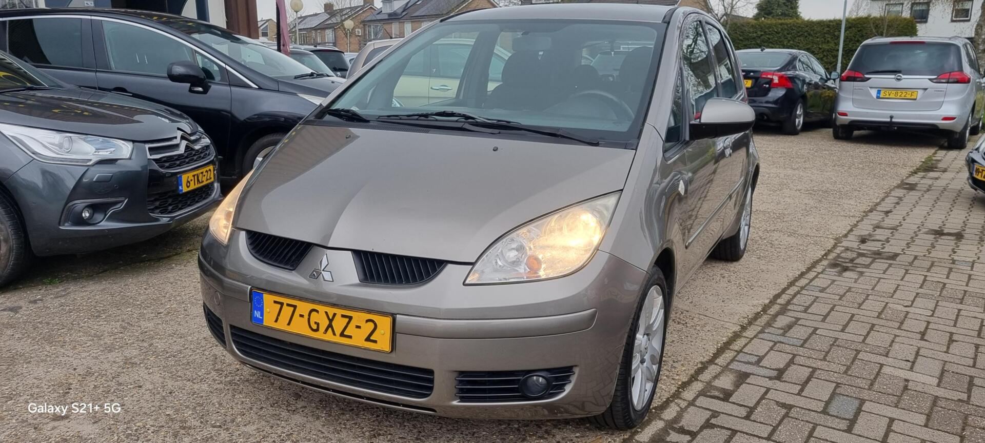 Mitsubishi Mitsubishi Colt 1.3 Incharge+?€1499,-?trekhaak-5 deurs-apk -airco 2008 - voorkant