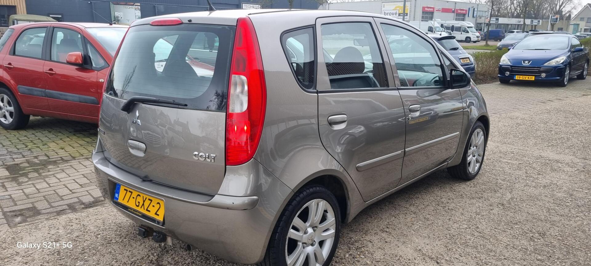 Foto van Mitsubishi Mitsubishi Colt