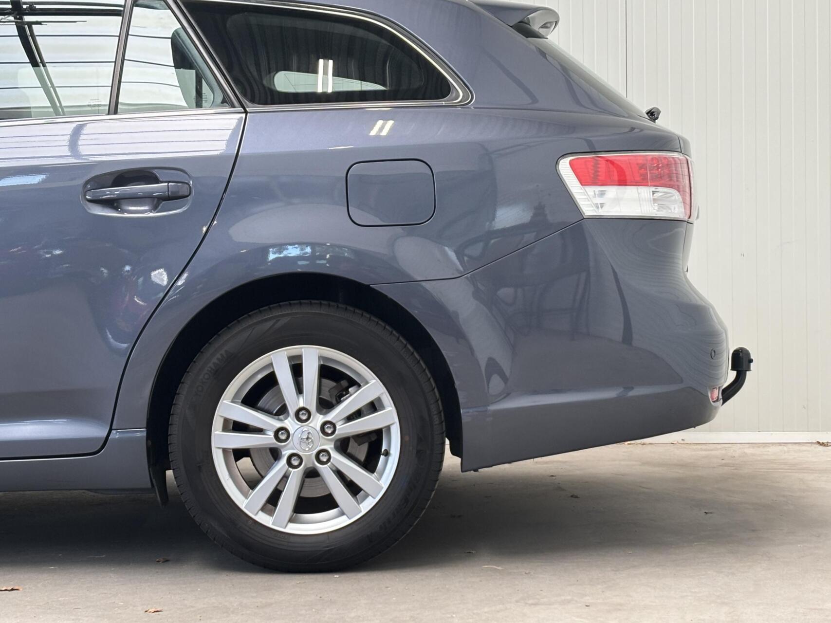 Foto van Toyota Toyota Avensis