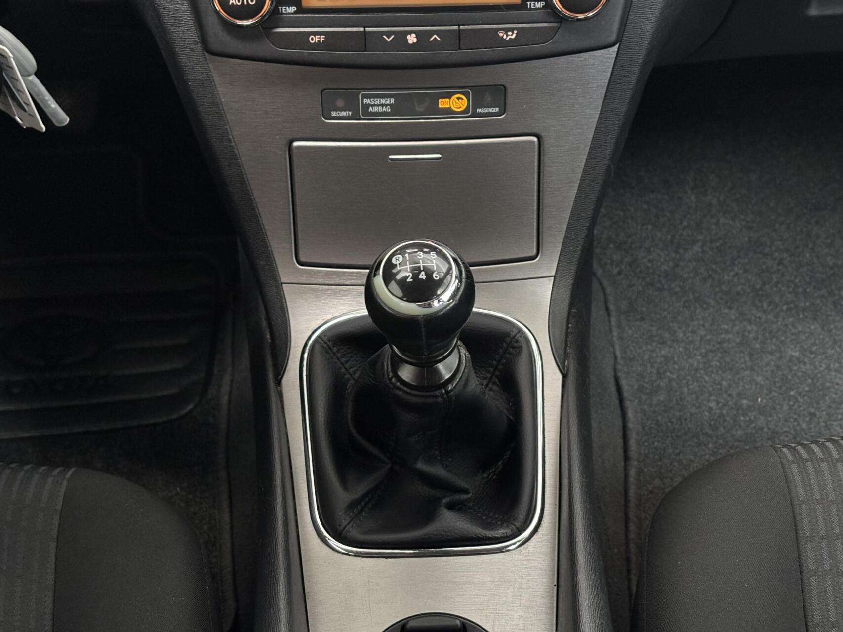 Foto van Toyota Toyota Avensis