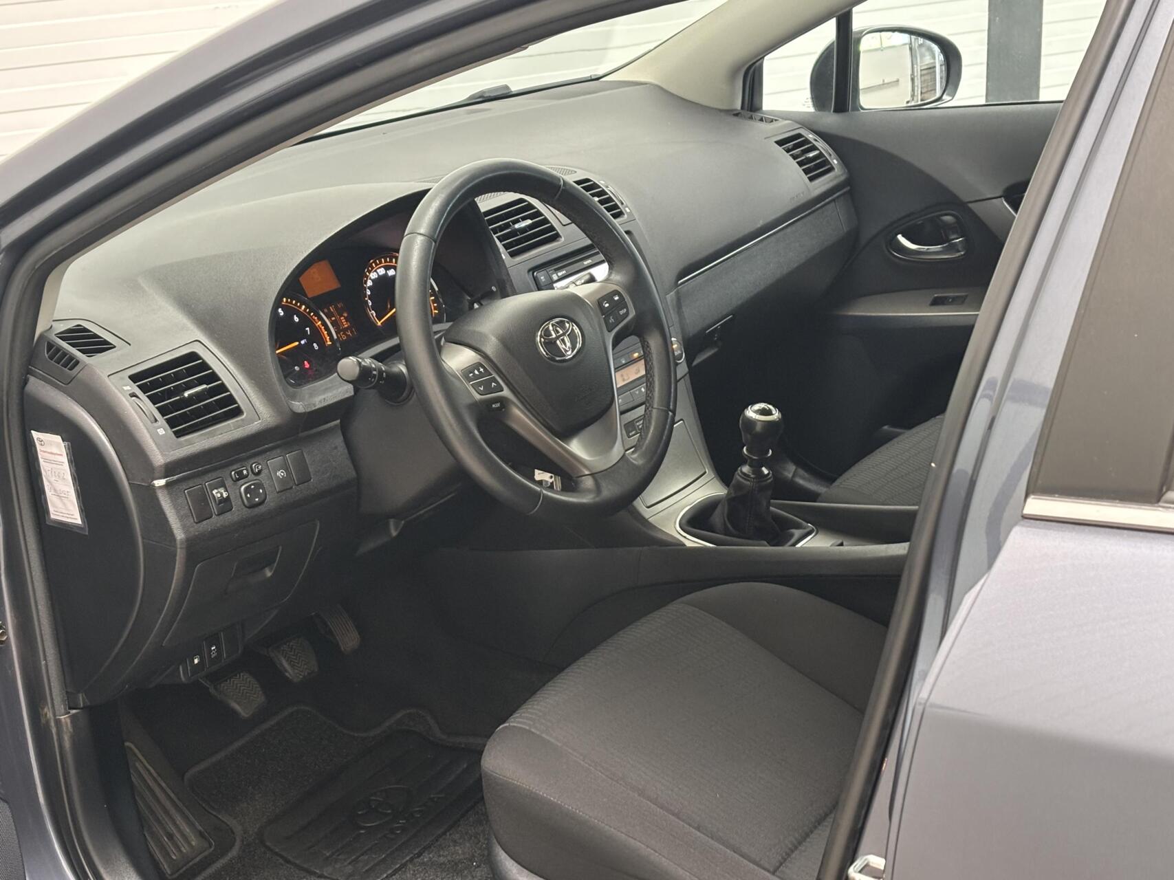 Foto van Toyota Toyota Avensis